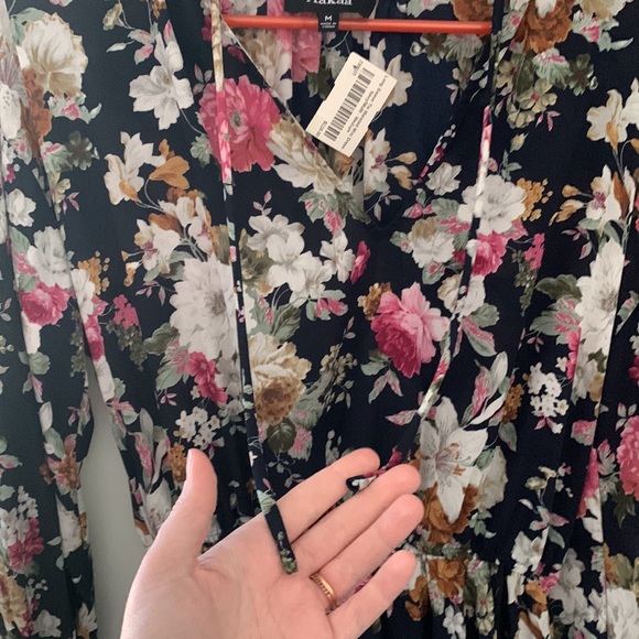 NWT Aakaa long sleeve mini dress - Picture 5 of 6